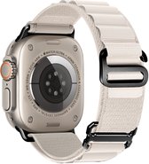 Stravo Alpine Loop Nylon Bandje Geschikt voor Apple Watch 46mm (Series 12/11/10), 49mm (Ultra 1/2/3), 45mm (Series 7/8/9), 44mm (Series 4/5/6, SE 1/2/3) – Starlight/Zwart - Sportief Horlogebandjes met 6-Haak Sluiting