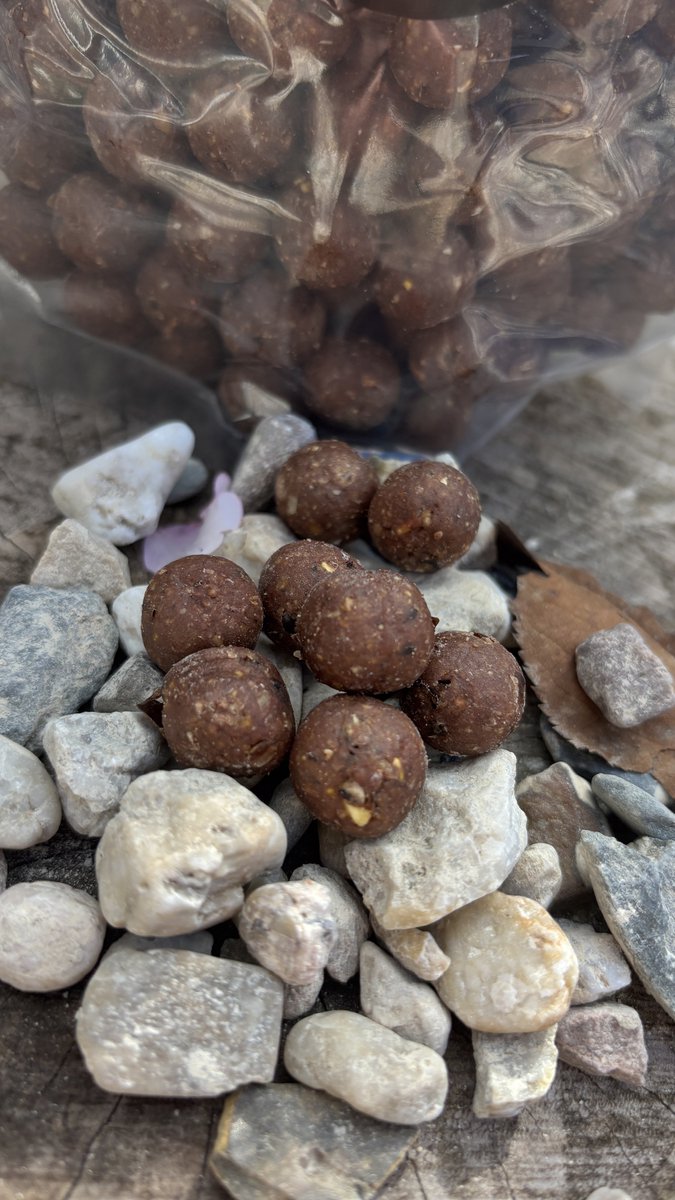 The PEANUT | Boilies | Karpervissen | 15mm | 1kg | Hazelnoot flavour | Gemalen boekweit | Gecrushte pinda's | Natuurlijke boilie