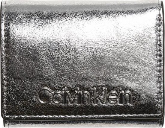 Echt Kerel het formulier Calvin Klein - Small Wallet Met - dames portemonnee - zilver | bol.com