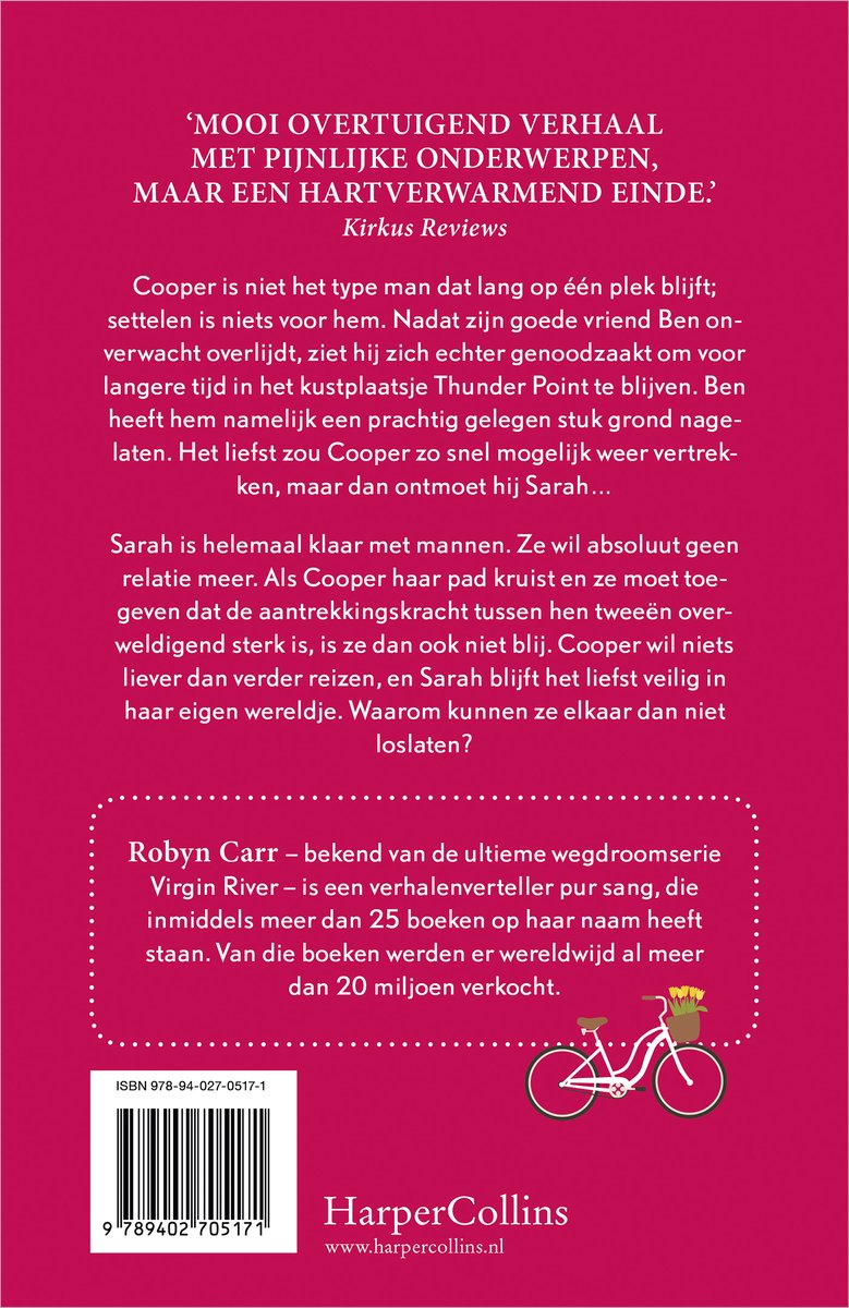 Achterkant boek: Tekst over het boek 'Vaste grond' van Robyn Carr, met ISBN en HarperCollins logo. Illustratie van een rode fiets met mandje.