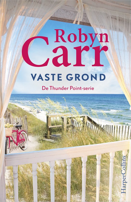 Boekcover: Zonnige stranddag met duinen, een houten hekje en een rode fiets met mandje. Titel: 'Vaste grond'.