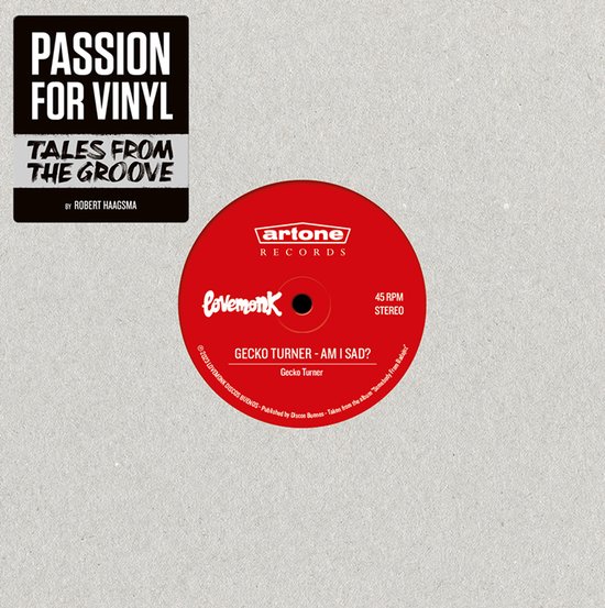 Rode platenlabel met logo's van "artone RECORDS", "Lovemonk" en tekst "Gecko Turner - Am I Sad?"