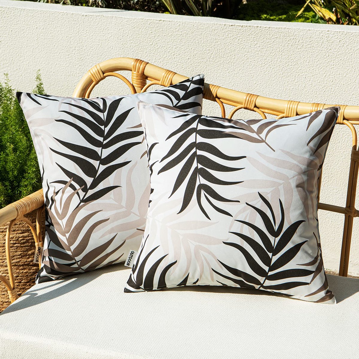 Ibenzoa Set van 2 Decoratieve Waterbestendige Kussenhoezen voor Binnen en Buiten, 45 x 45 cm, Bladerpatroon Bruin
