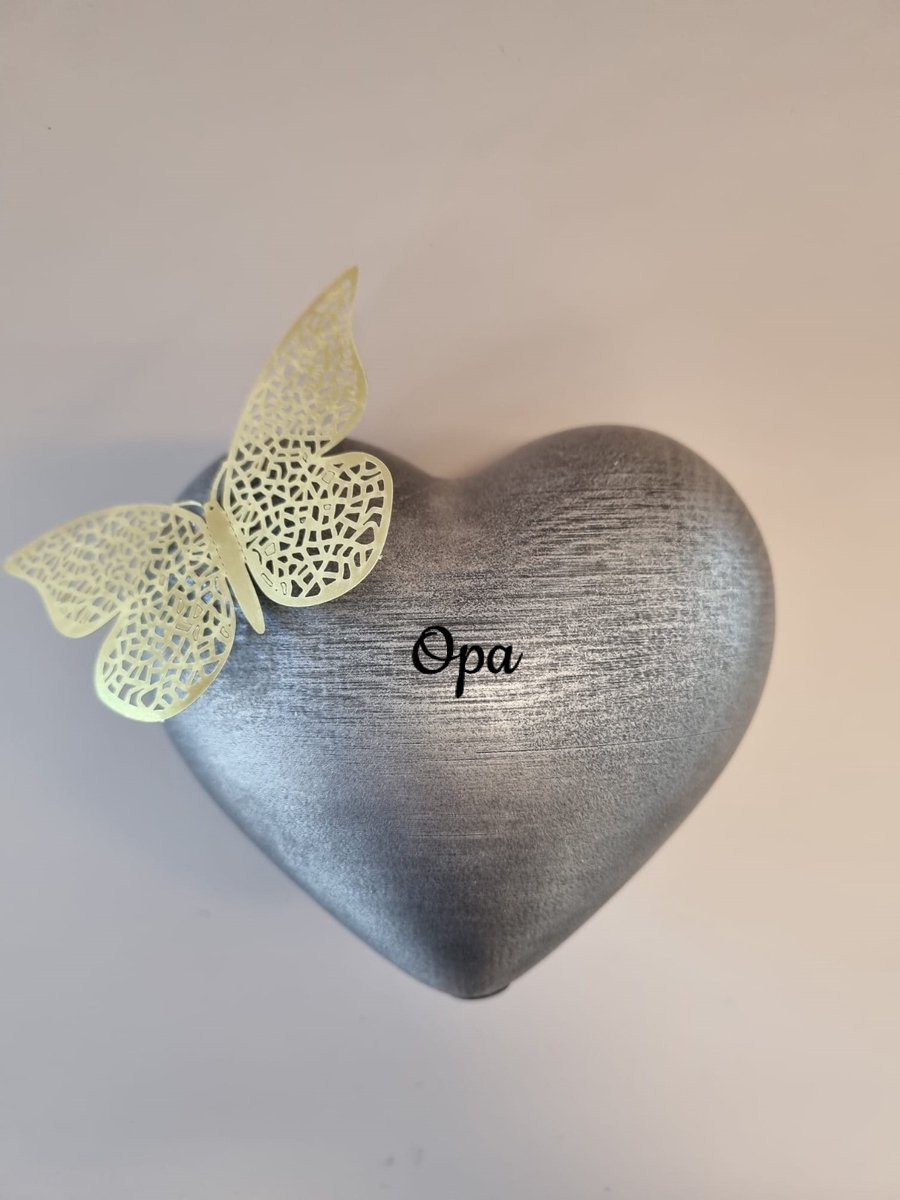 Urn hart met vlinder - opa - oud zilver - 450 ml