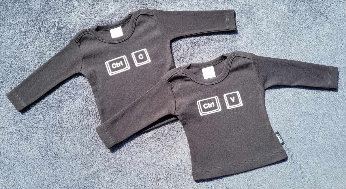 Kraamcadeau - Setje - 2 shirtjes - CRTL C- CRTL V - Maat 50/56 - Bedrukt - Zwart - Kopieren - Plakken