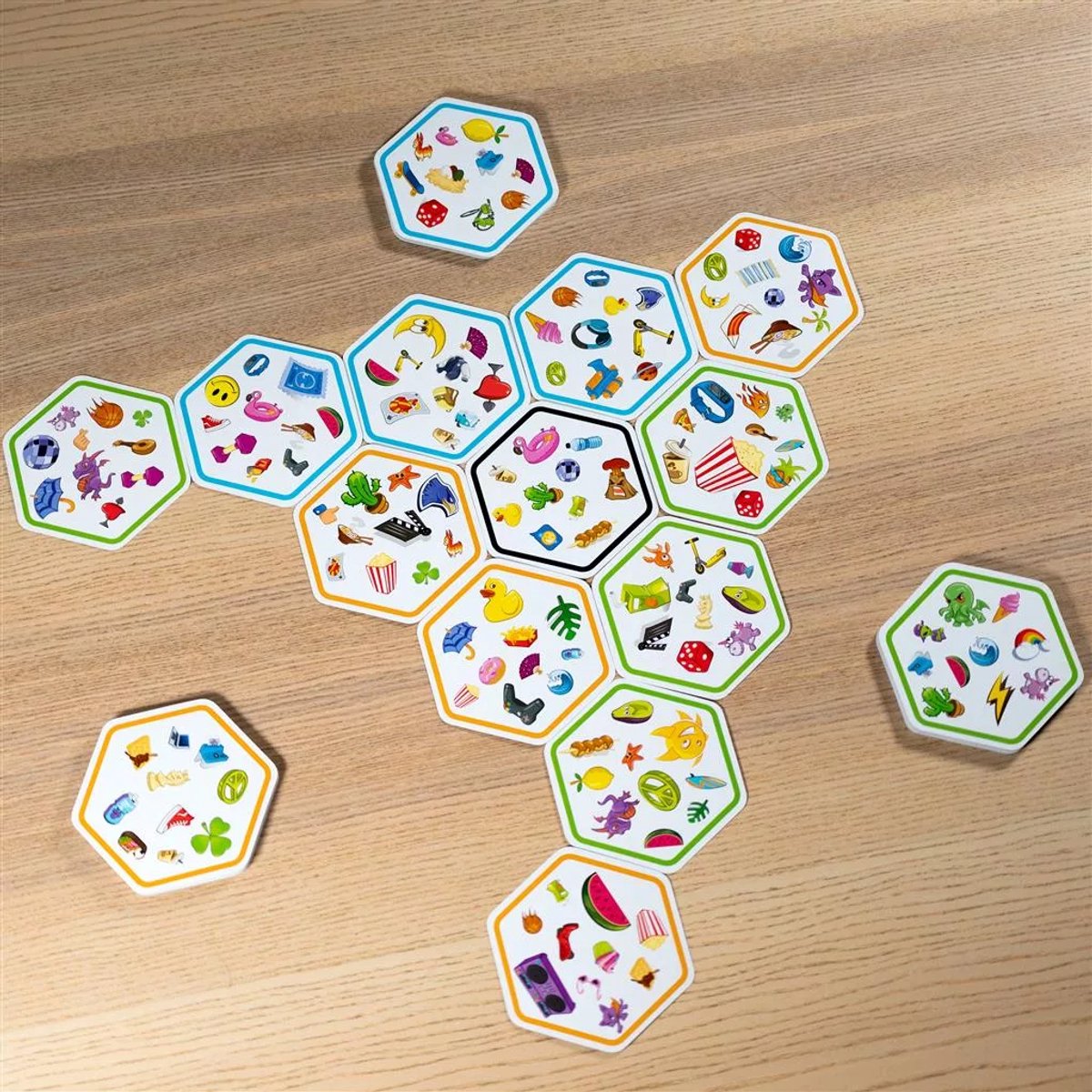 Dobble Connect - Kaartspel — afbeelding 21