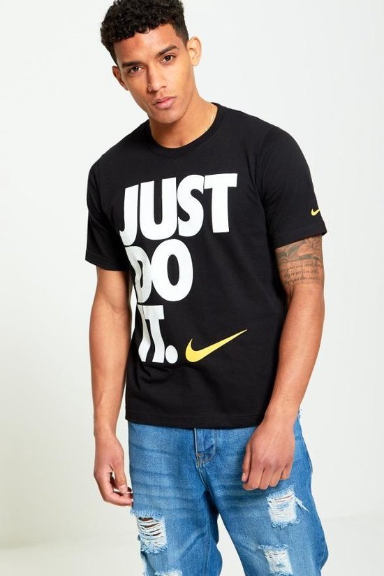 nike slogan tee