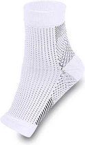 Compressie Sokken – Wit – Sportsokken - Wandel sokken - Outdoor sokken Reissokken - 1 paar - Steunkousen - Maat L (40-44)