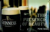 Wandbord - Guiness The Presence Of Beauty