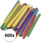 600 gekleurde ijsstokjes knutselhoutjes 5,5 cm - knutselstokjes
