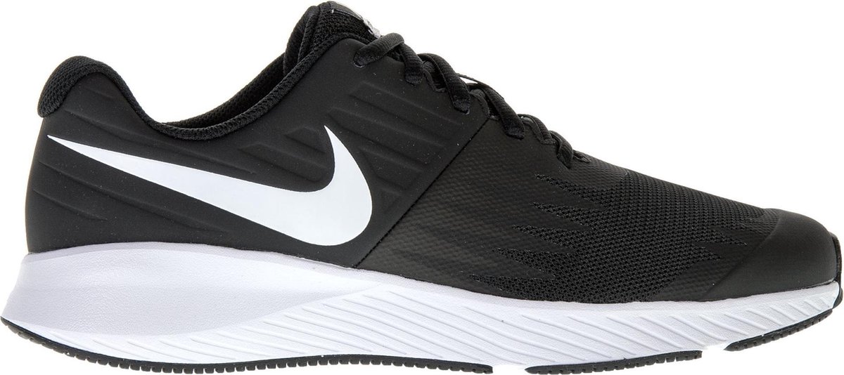 nike star runner black and white