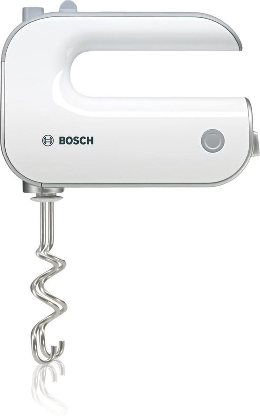 Witte Bosch handmixer met een zilverkleurige garde.