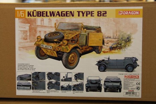 DAK Kübelwagen Type 82 (1:6) Model Kit military 75021 - Dragon | Car