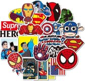Mix van 50 verschillende stickers met Superhelden als Iron Man, Batman, Superman, Spiderman etc. Voor laptop, skateboard etc. Sticker bombing