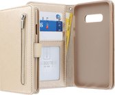 Samsung Galaxy S10e Bookcase hoesje - CaseBoutique - Effen Goud - Kunstleer - Met Rits Vakje Muntvakje