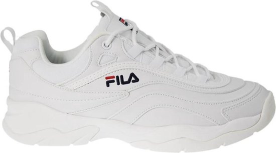 white sneakers fila