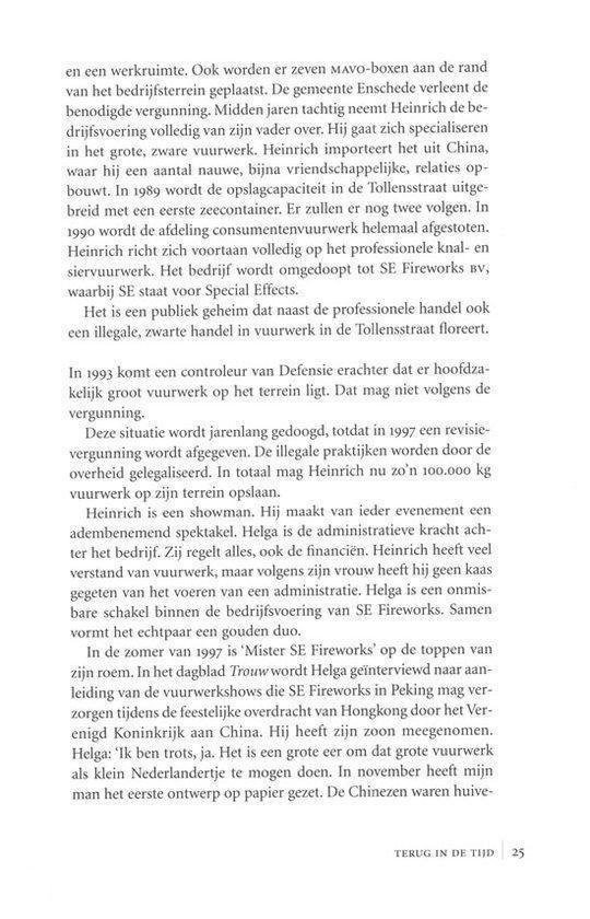 Tekst over de geschiedenis van het vuurwerkbedrijf, inclusief import, vergunningen en zakelijke relaties.
