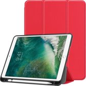 Hoes Geschikt voor iPad 2017 Hoes Book Case Hoesje Trifold Cover - Hoesje Geschikt voor iPad 5 Hoesje Bookcase - Rood