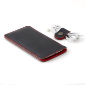 JACCET lederen iPhone 8 sleeve - antraciet/zwart leer met rood wolvilt - Handmade in Nederland