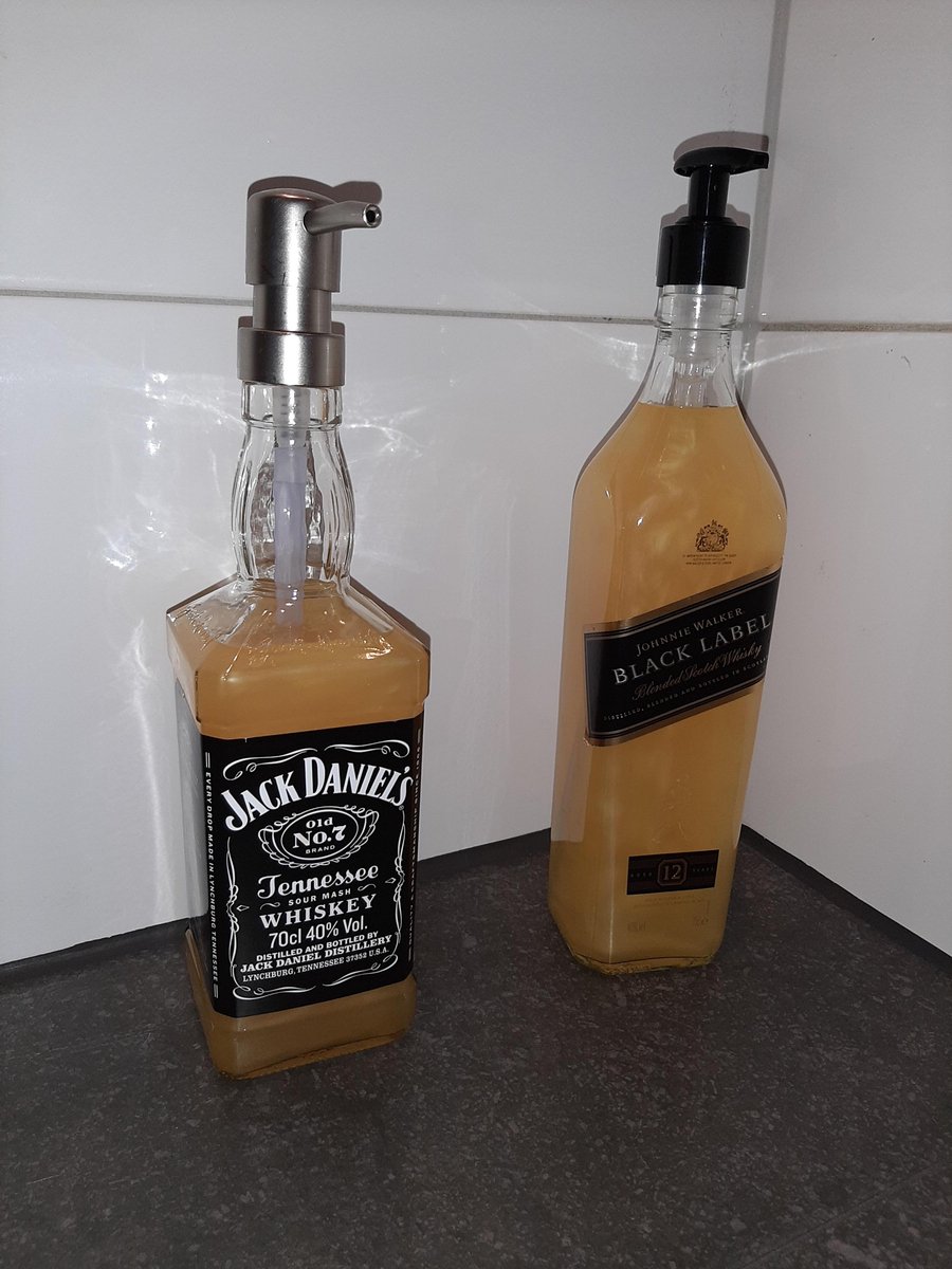 Jack Daniels zeep dispenser - zeep pomp whisky fles - hygiënische handzeep  - rvs pomp... | bol.com