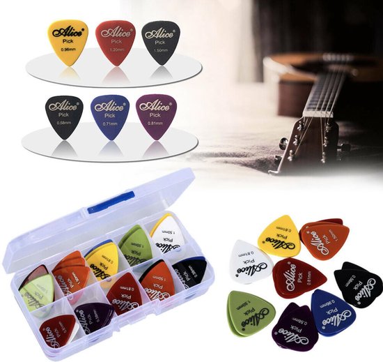Set Alice plectrums in diverse kleuren (geel, rood, zwart, paars, blauw) en diktes, deels in een koffer, deels naast een gitaar.