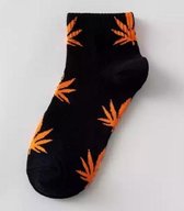 Wiet enkelsokken - Cannabis enkelsokken - Wietsokken - Cannabissokken - zwart-oranje - Unisex Enkelsokken - Maat 36-45