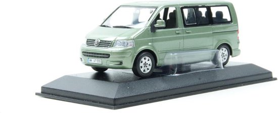 Controle Bedrog planter Minichamps Volkswagen Transporter T5 2003 Groen 1:43 | bol.com