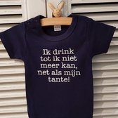 Baby Rompertje korte mouw blauw met tekst: Ik drink tot ik niet meer kan, net als mijn tante! -Maat 74-80