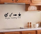 "Enjoy cooking time" Muursticker voor in de keuken