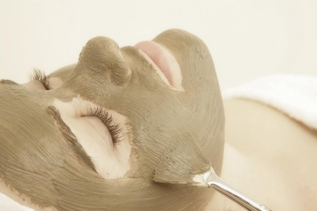 Ghassoul poeder - 250 gram - 100% puur en natuurlijk Ghassoulpoeder - kleimasker - gezichtsmasker - haarmasker - A&M Cosmetics