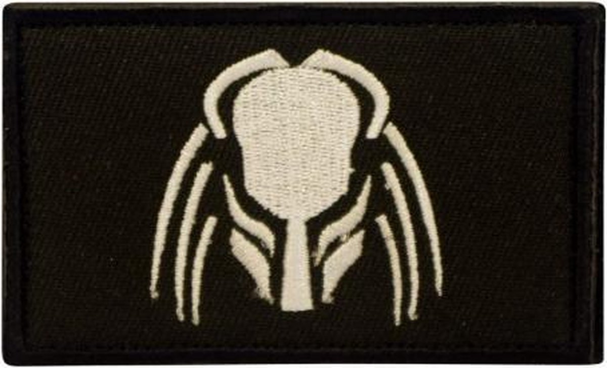 Predator Geborduurde Patch - 8 x 5 cm - Stofapplicatie
