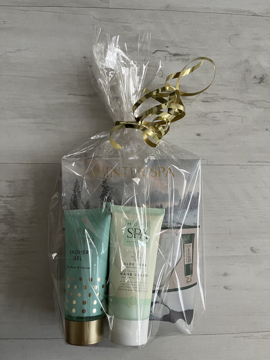 Goedkoopste Body en relax geschenkset-rituals- Verzorging Cadeau Set - Huidverzorging Geschenkset wellness- cadeau set- verwenpakket-giftset- relaxing-huidverzorging-bath-hammam- ritualsset- handcreme- voetcreme-wollen sokken-douchegel-voetverzorgingset