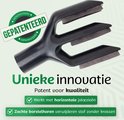 Zwarte EASYswift jaloeziewisser met "GEPATENTEERD" stempel. "Unieke innovatie, Patent voor kwaliteit, Werkt met horizontale jaloezieën, Zachte borstelharen verwijderen stof zonder krassen".