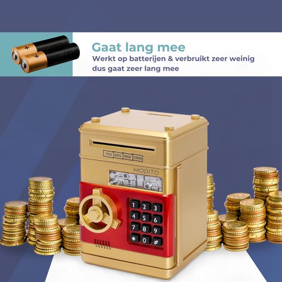 Gouden spaarkluis met rood keypad omringd door stapels munten. Twee batterijen liggen links.