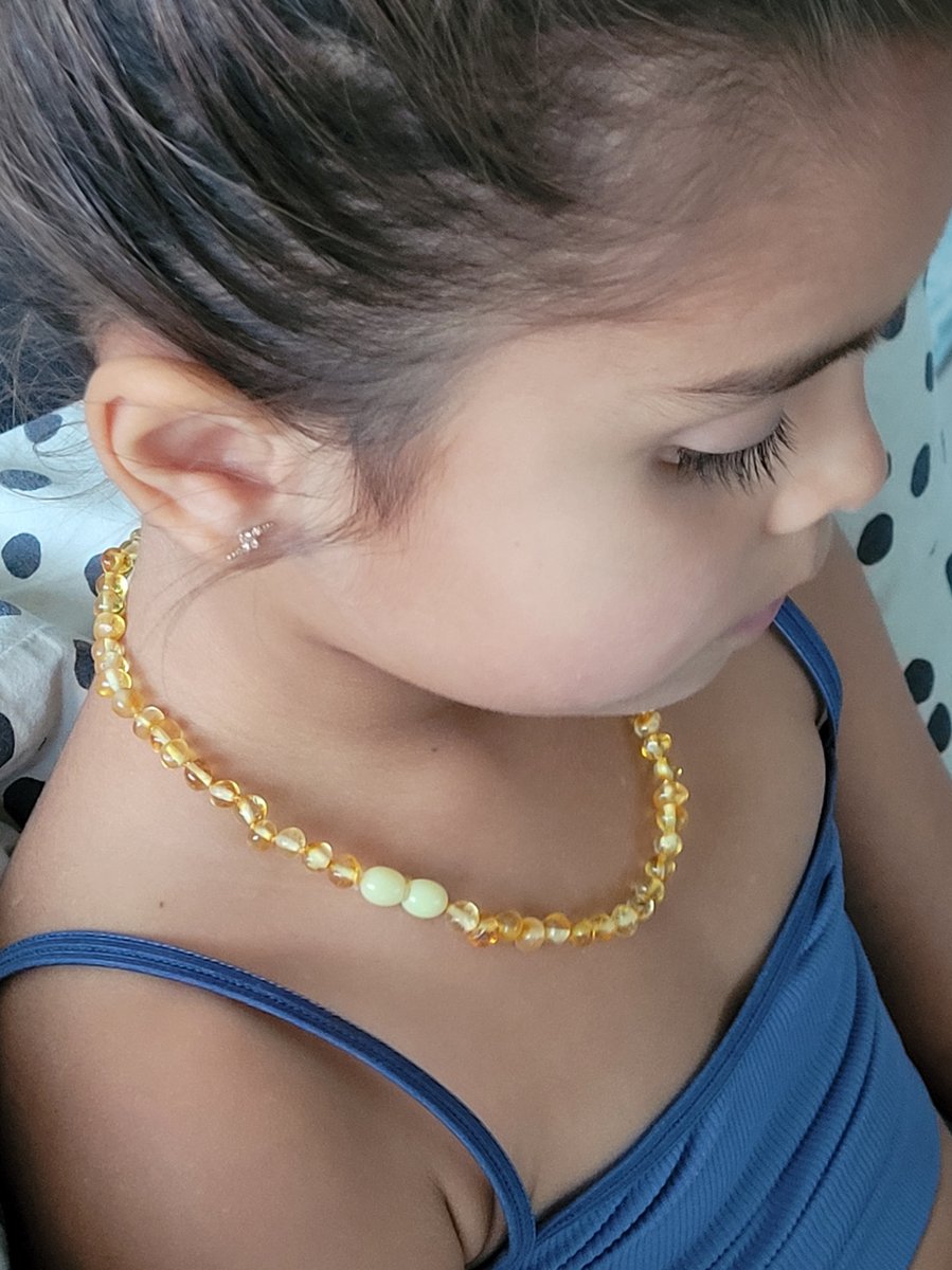 Goedkoopste Bracelets by Nature-Barnsteen Kinderketting-Originele Baltische Barnsteen-32cm-Kleur Lemon-Geel Draaislotje-Kraamcadeau-Kindercadeau-Baby-Kind-Handgemaakt-Barokkraaltjes-voor baby en peuter