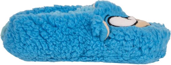 Blauwe, pluizige pantoffel met Sonic the Hedgehog-gezicht aan de zijkant.