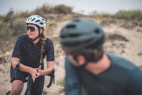 BBB Cycling Hawk MIPS Racefiets Helm - Wielrenhelm - Fietshelm Volwassenen - Mat Wit - Maat M - Fietshelm MIPS - BHE-153 van BBB Cycling — afbeelding 5