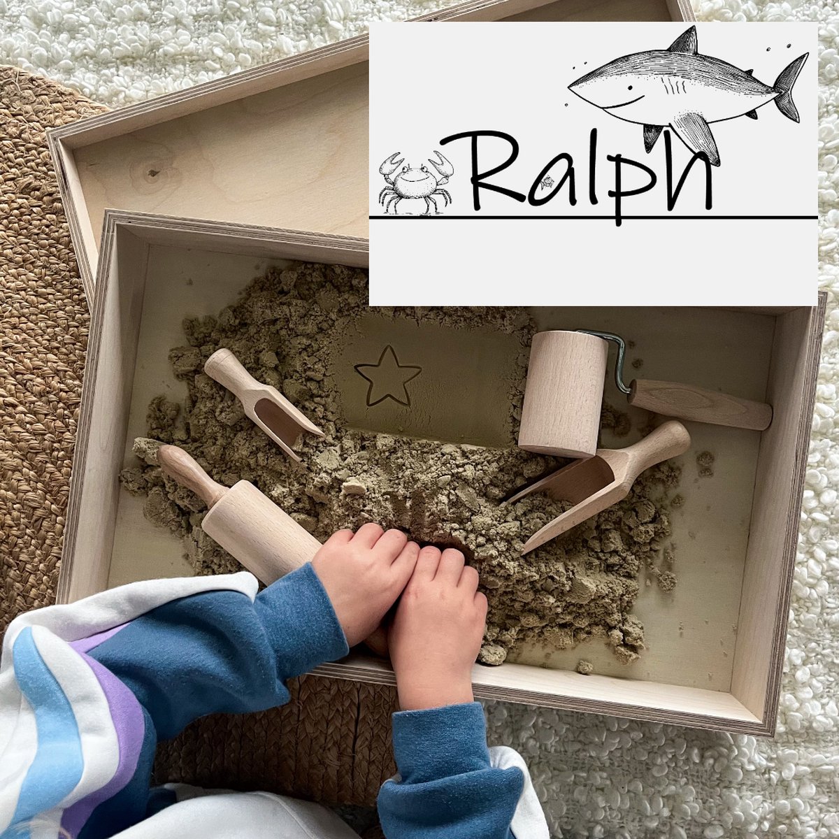 Houten speelbak haai/krab - Sensorisch speelgoed - Kinetic zand - Speelzand - Duurzaam - Speelbak Laag 48,1x30,1x7cm