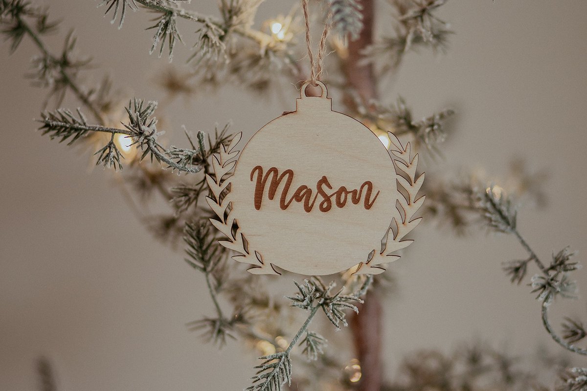 BolleToet - houten kerstbal takjes - met naam - personaliseren - kerstdecoratie