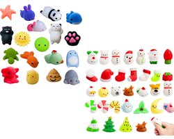 Happy Trendz® 24 mix mochies squishies - 24 stuks totaal - mystery baggs geleverd en ook kerst mochies spaar ze allemaal - in geschenktas