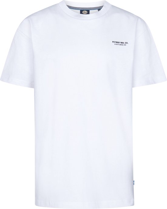 Wit T-shirt met Petrol Industries logo op de borst. Model 1901 West-Int.