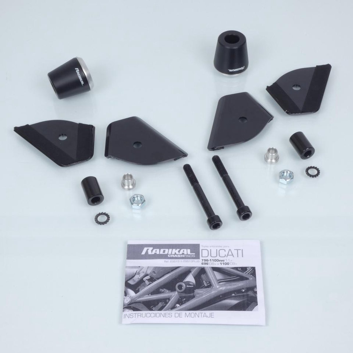 Tampon pare carter Radikal pour moto Ducati 796 Monster Après 2011 EQ513PLUS Noir