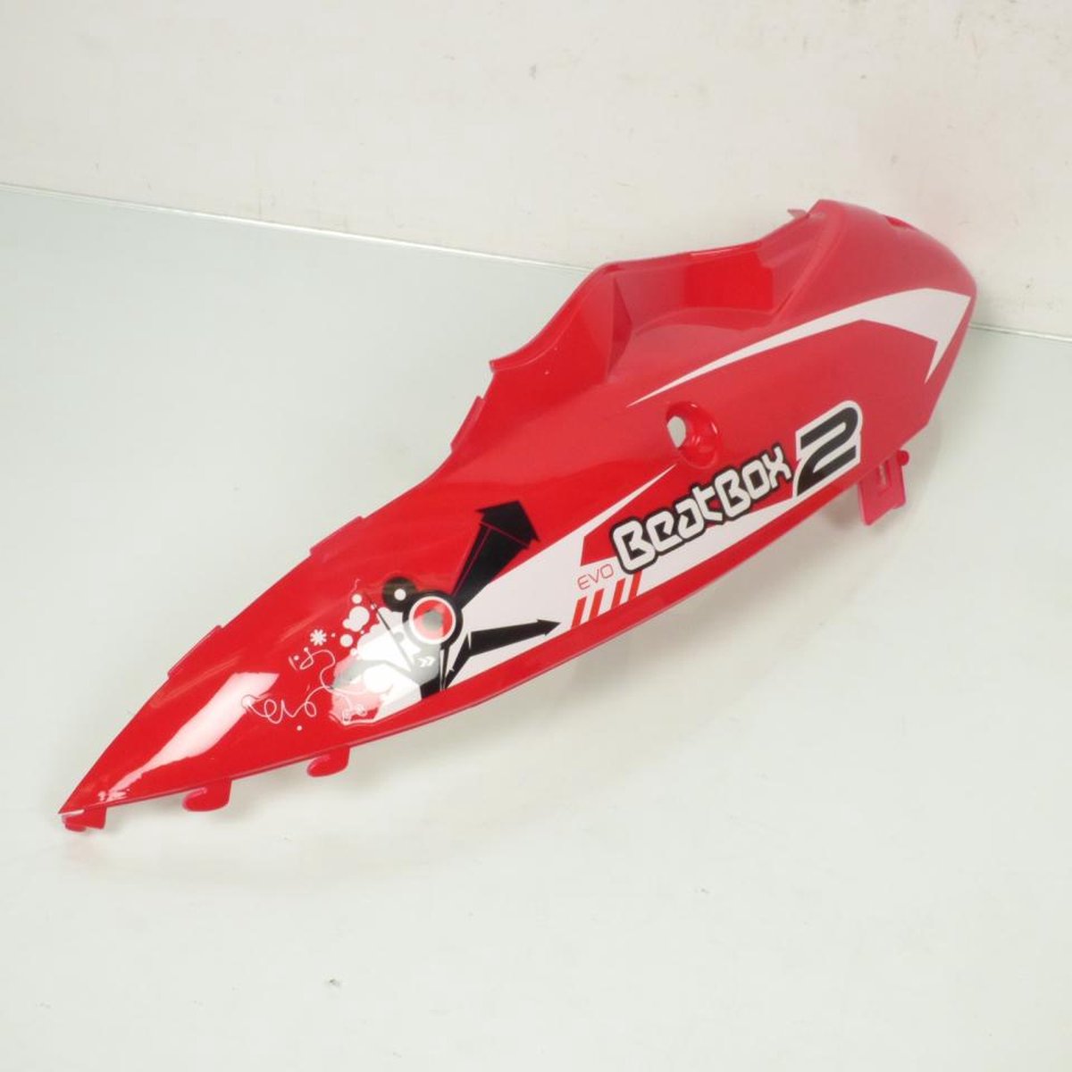 Coque arrière gauche origine pour Scooter Yiying 50 YY50QT TB00-070301001 Neuf