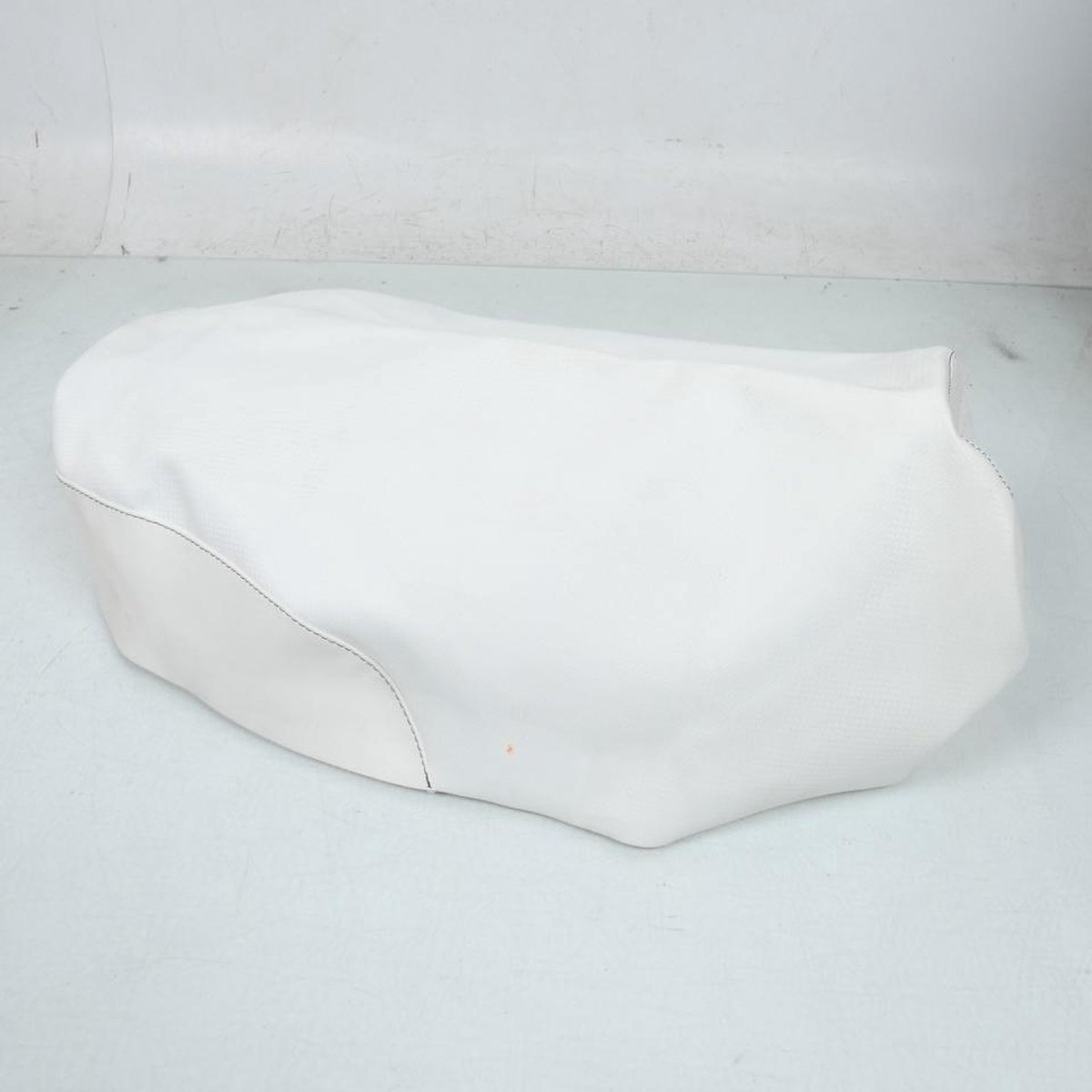 Housse de selle TNT pour Scooter Yamaha 50 BWS 2004 à 2012 Neuf