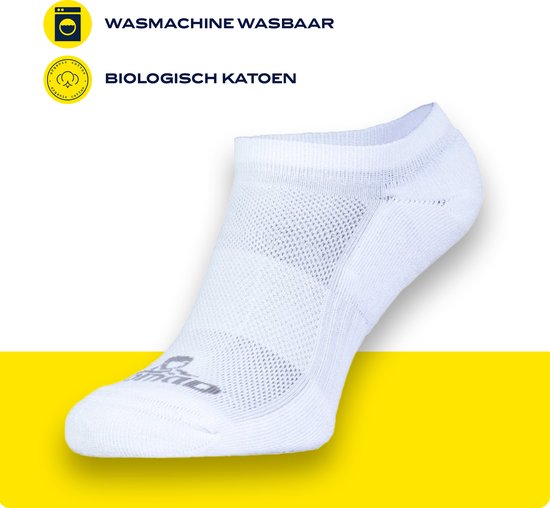 Witte enkelsokken van biologisch katoen, machinewasbaar.