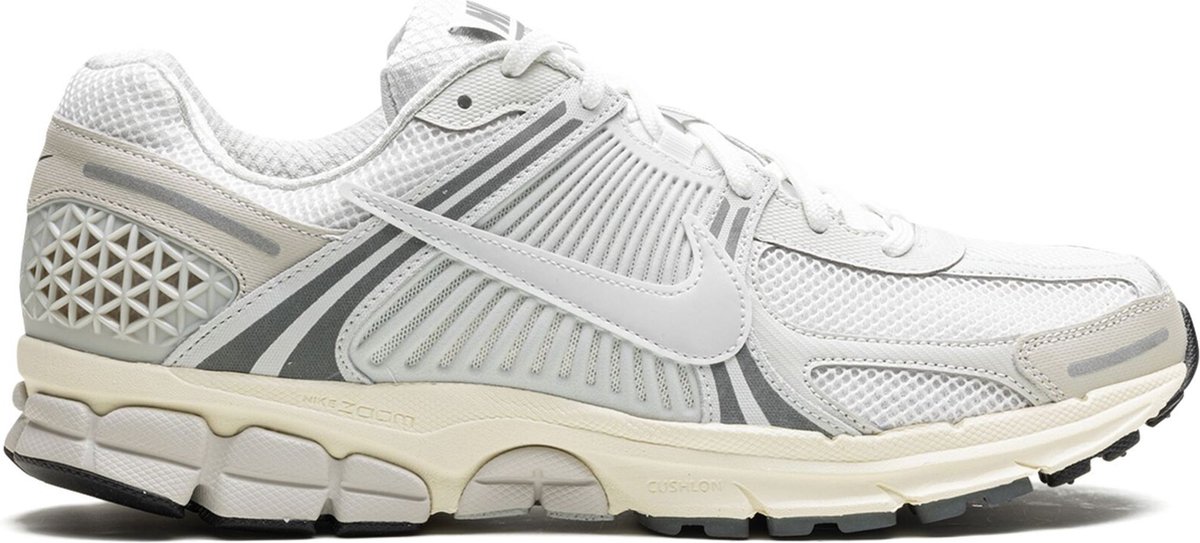 Nike Zoom Vomero 5 SE Hardloopschoenen – Platinum Tint/Cashmere/Iron /Photon Dust Zoom Vomero Hardlopen Heren Hardloopschoenen Wit