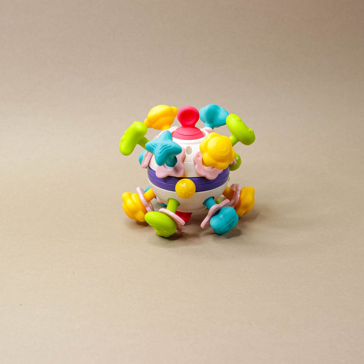 Bitey Rammelaar - Bijtring Baby - Montessori Speelgoed - BPA-vrij - Grijp- en Bijtspeelgoed - Kraamcadeau - Babyshower Cadeau - Baby Speelgoed - Spelen en ontdekken - vanaf 3 maanden – foto 5