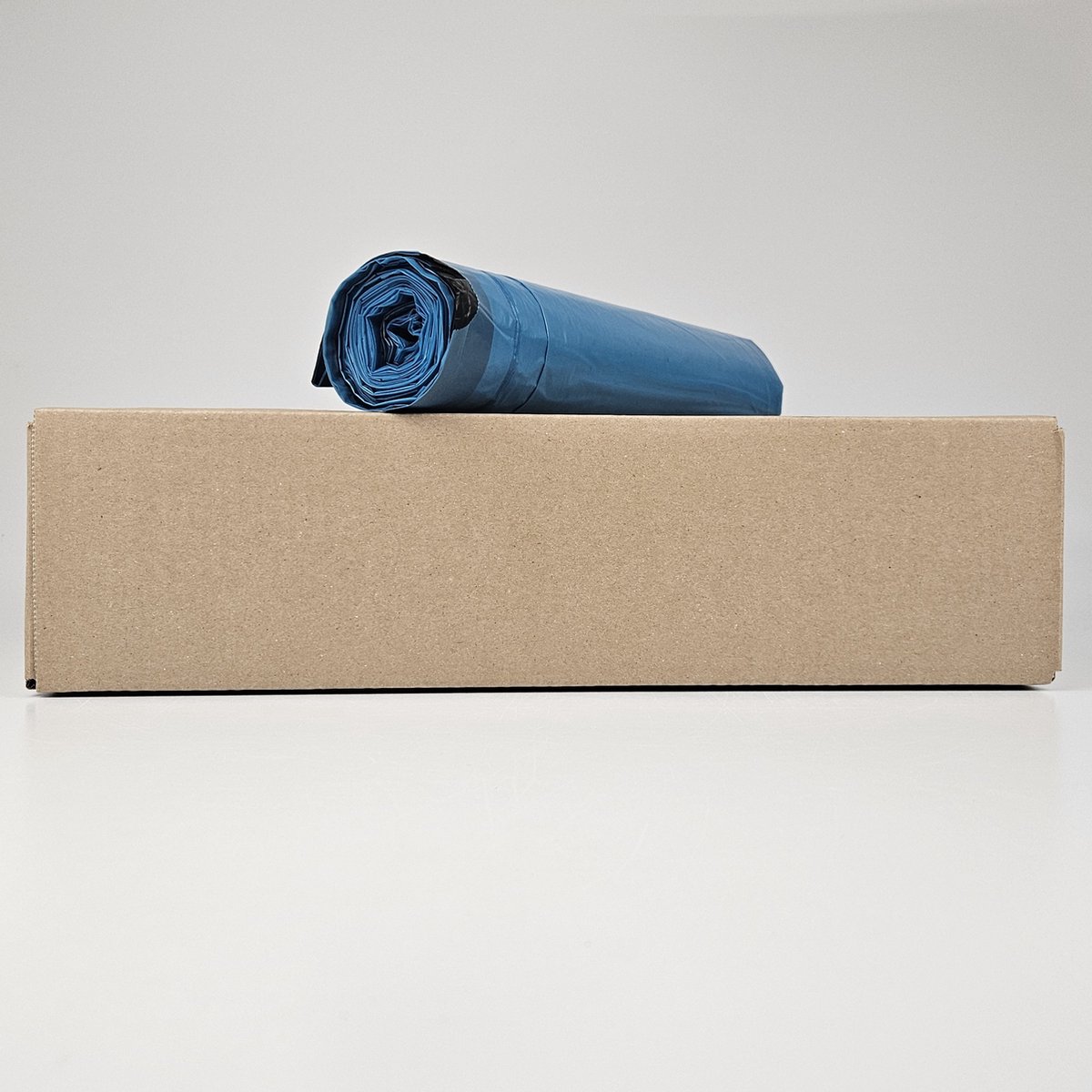Goedkoopste Blauwe Vuilniszakken | Trekband | 200 Zakken | 100 Liter | LDPE | 40 My | 70x100 cm - Sterke Vuilniszakken Met Trekband, Trekbandzakken 100-120 Liter, Blauwe Afvalzakken