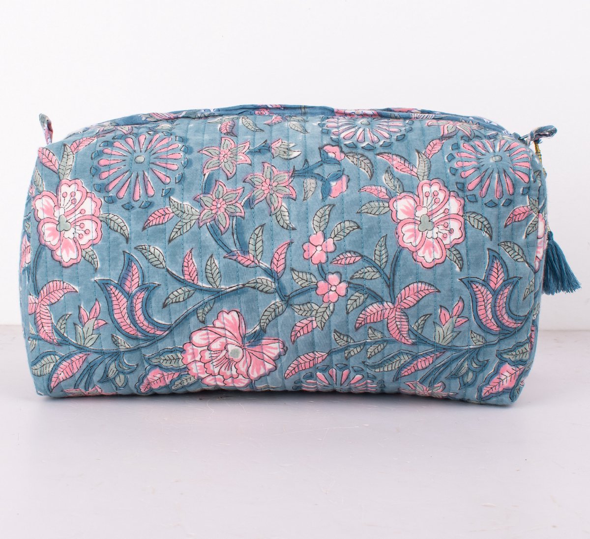 Bambooya toilettas - Bohemian - Ibiza Style - Made in India - Tassel - Groen/blauw met bloemen - Large ( 29 x 20 x 10 cm)