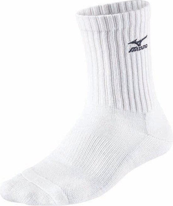 Witte Mizuno sportsokken met ribbels en een donkerblauw logo op de schacht.